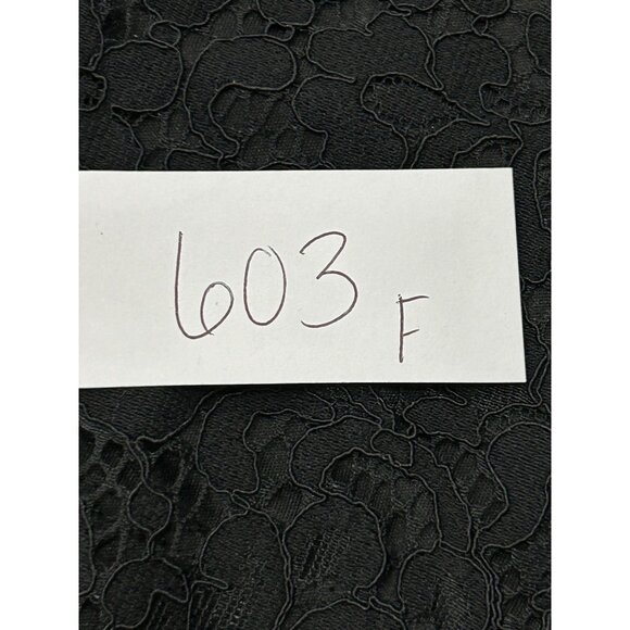 Isaac Mizrahi Live! Lace Cropped Pants Sz Large Petite Elastic Waist Whimsigoth - Picture 9 of 10